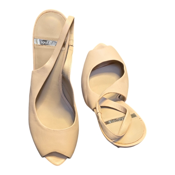 MARCIANO Peeptoe Stilletos in Beige Size 9M - Picture 6 of 7